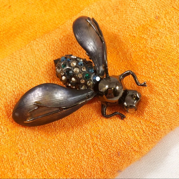SWAROVSKI Crystal Wasp Brooch - Picture 3 of 5
